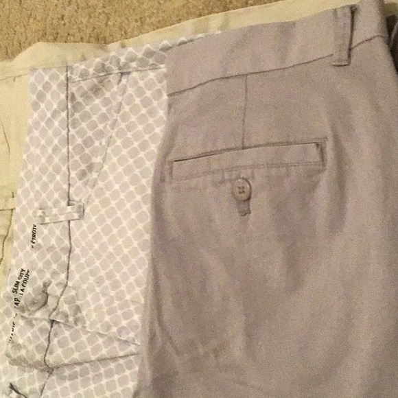 Lot of 3 Gap Slim City cropped pants- not for sale - Picture 4 of 5